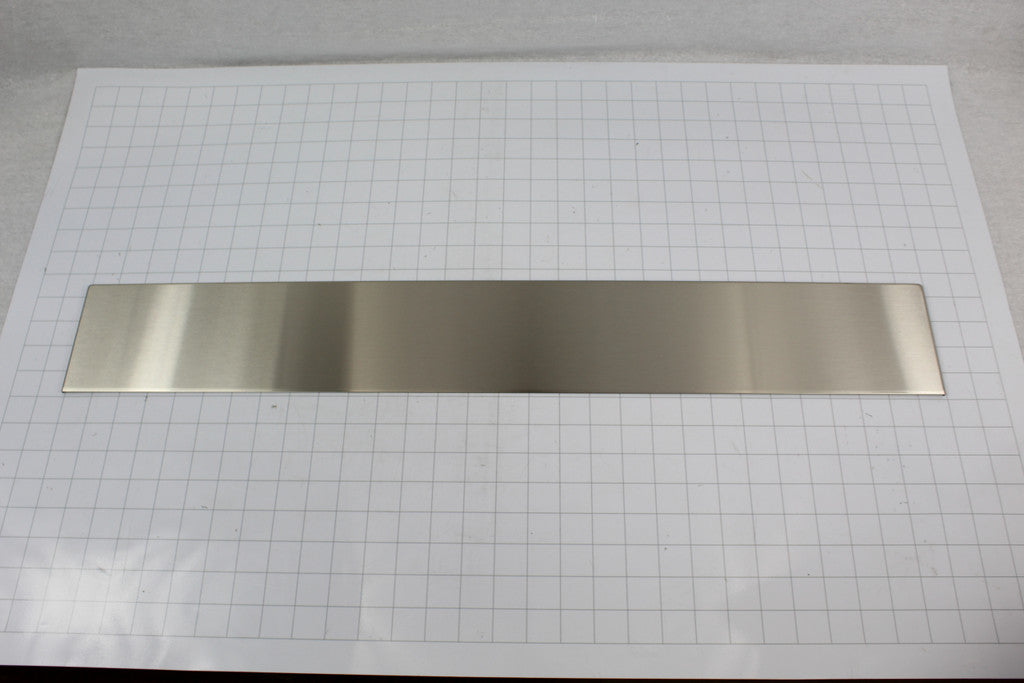 Dacor Lower Hori Door Trim - DE81-03700A
